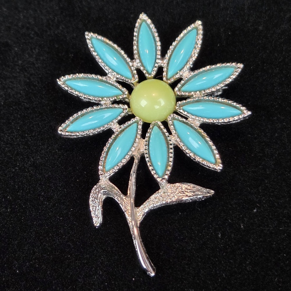 Sarah Coventry Daisy Time Silver Tone Flower Pin Brooch Faux Turquoise